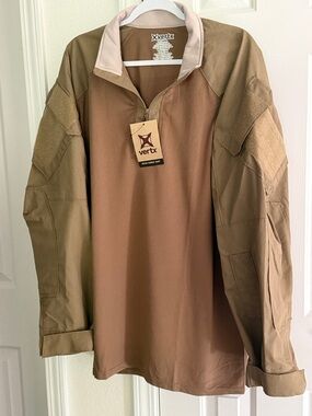 Vertx Tactical Combat Shirt, Quarter Zip in Desert Tan. Micro Suede Collar, 2XL.